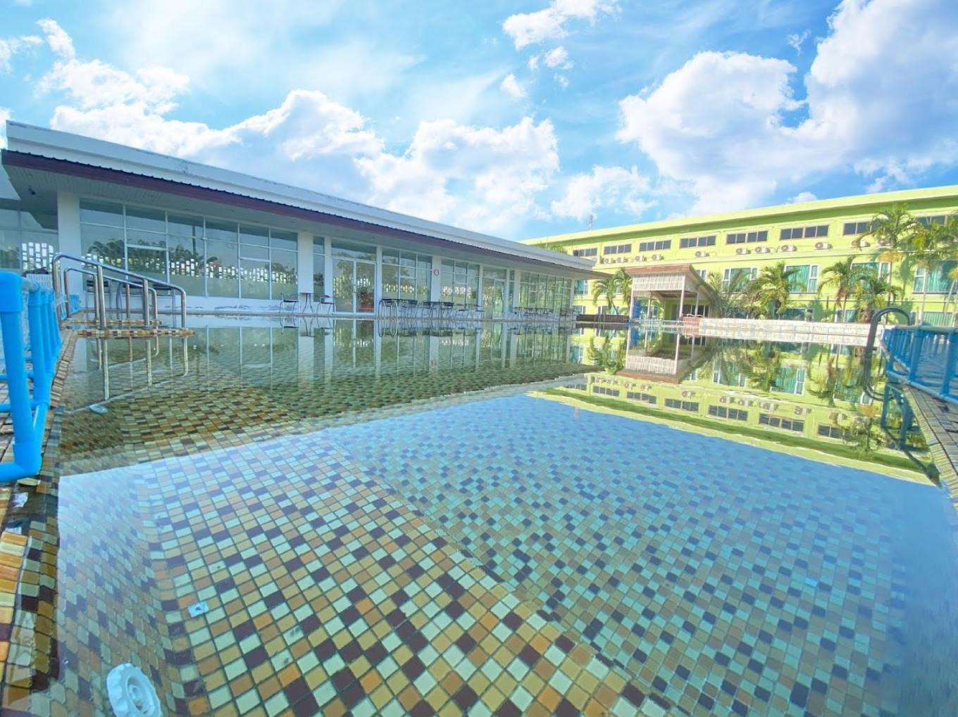 Taksilahotel Maha Sarakham Ngoại thất bức ảnh