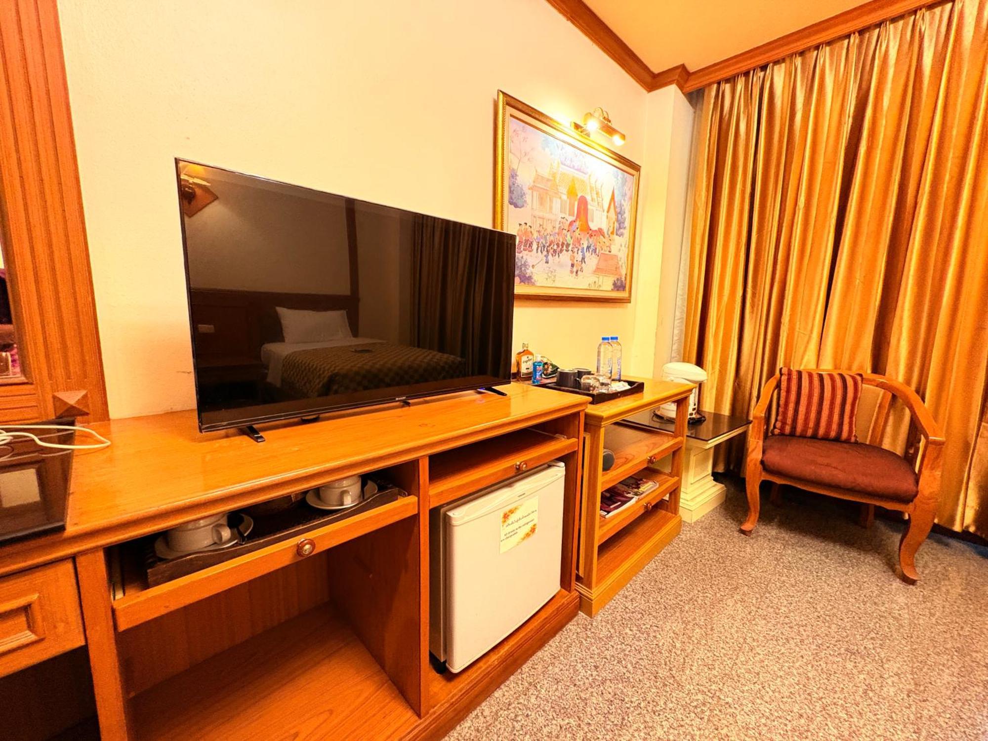 Taksilahotel Maha Sarakham Ngoại thất bức ảnh