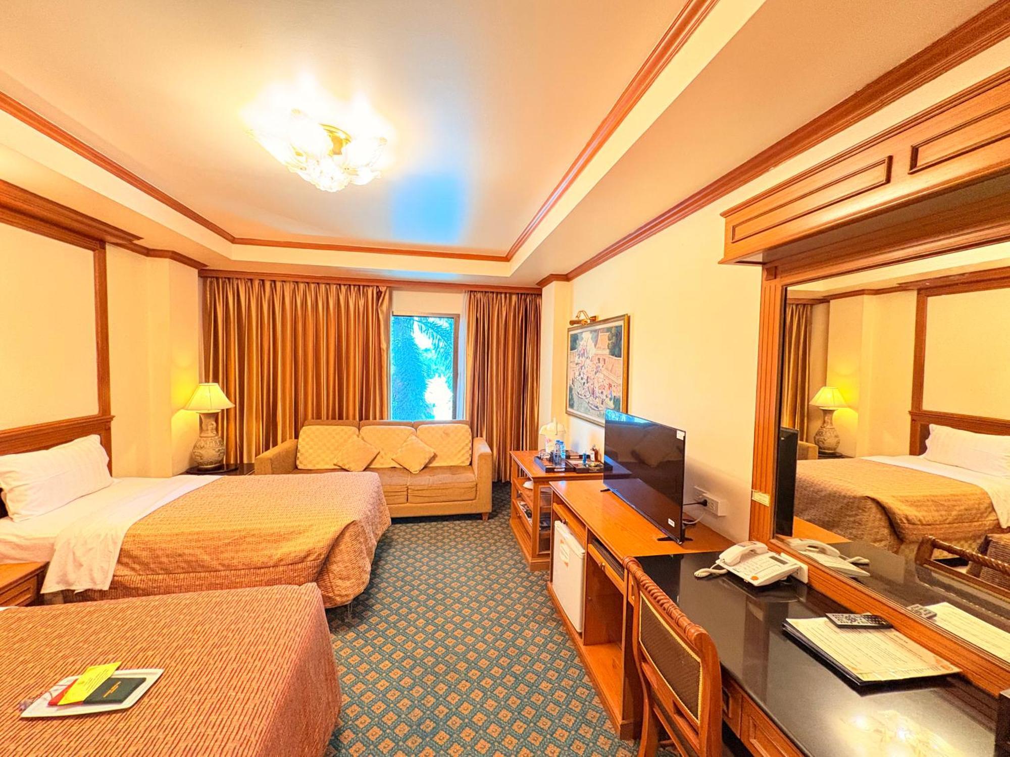 Taksilahotel Maha Sarakham Ngoại thất bức ảnh