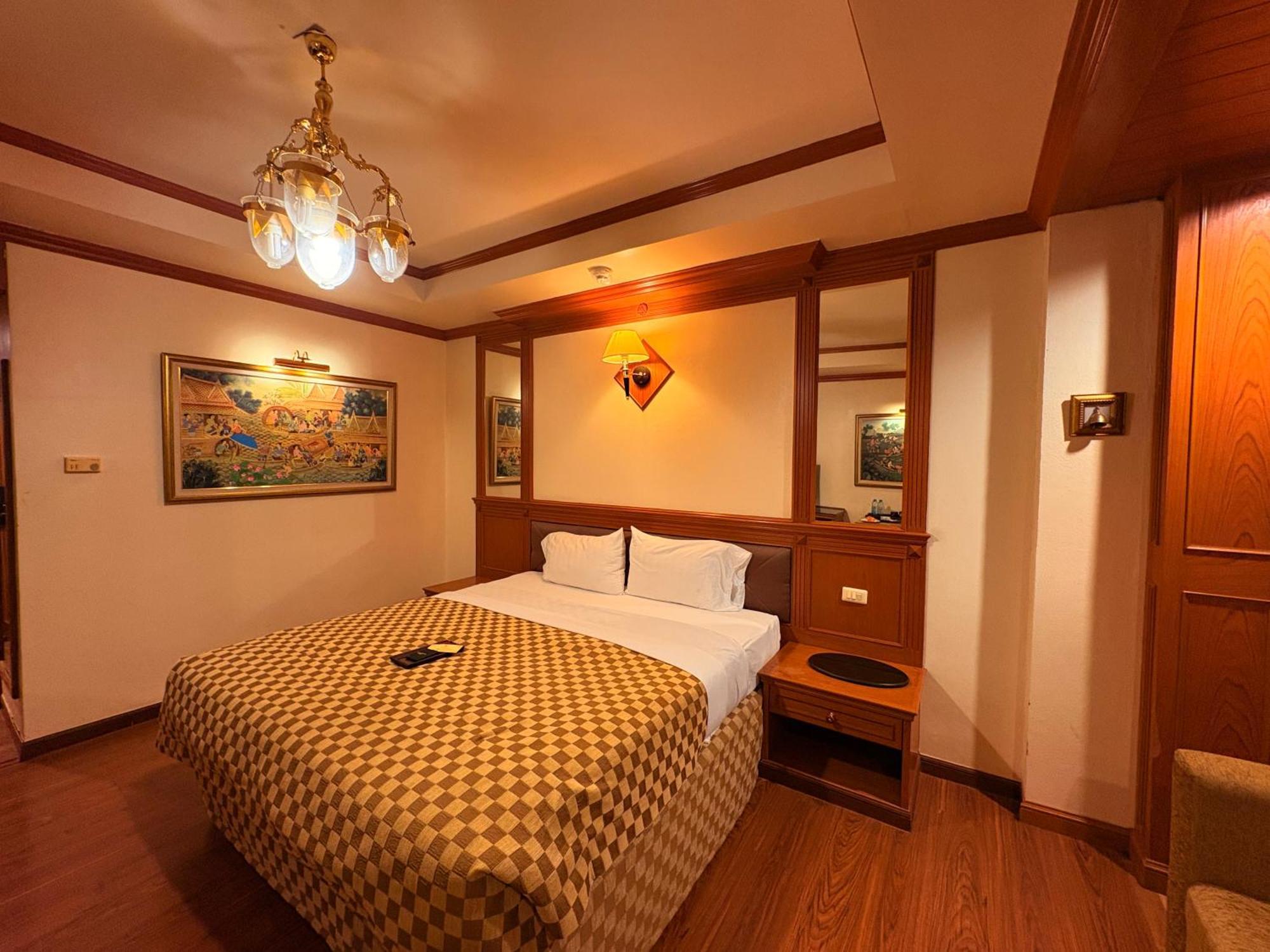Taksilahotel Maha Sarakham Ngoại thất bức ảnh