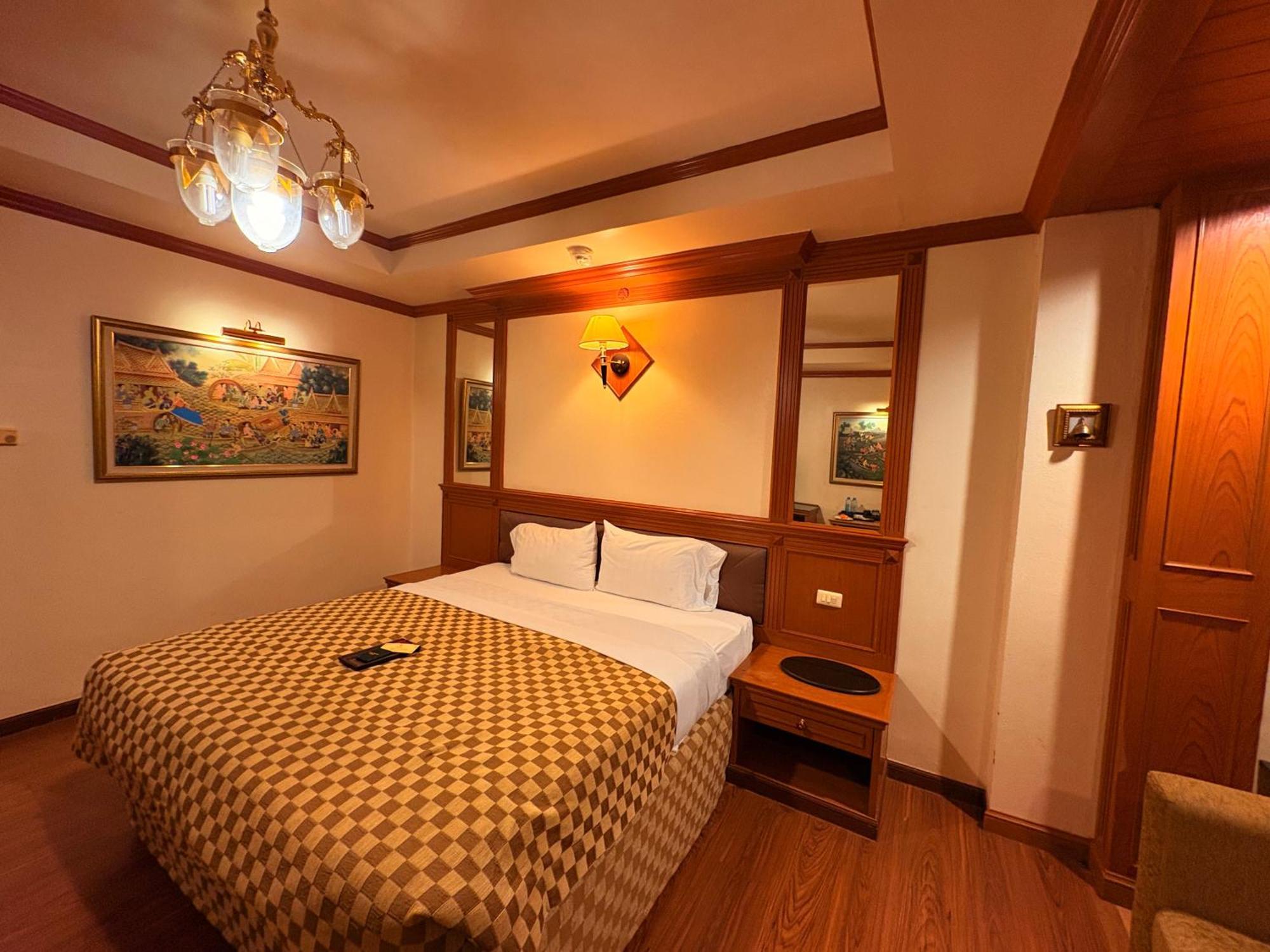Taksilahotel Maha Sarakham Ngoại thất bức ảnh
