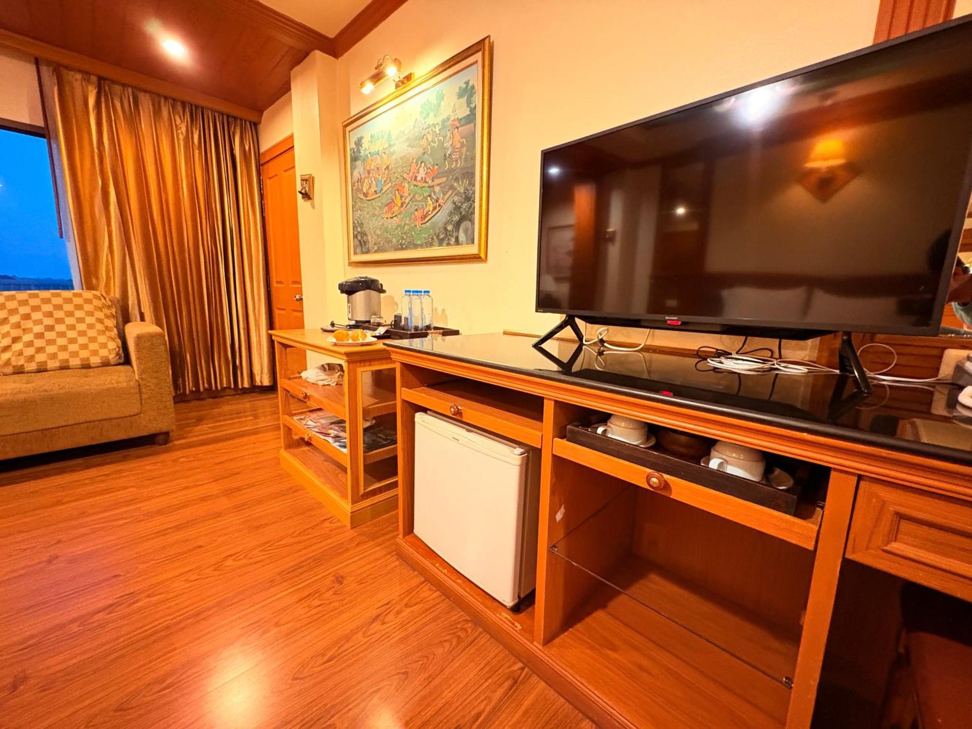 Taksilahotel Maha Sarakham Ngoại thất bức ảnh